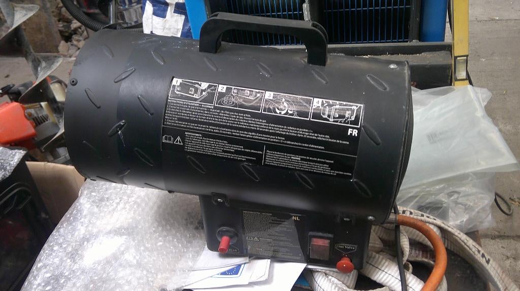 canon à chaleur gaz soufflerie et piezo fonctionnent...., Enlèvement, Utilisé