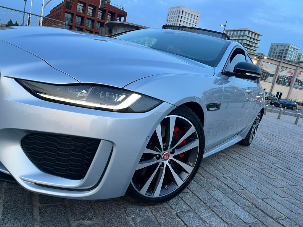 JAGUAR XE PANO 360 GARANTIE, Autos, Cuir, Argent ou Gris, Achat, Entretenue par le concessionnaire