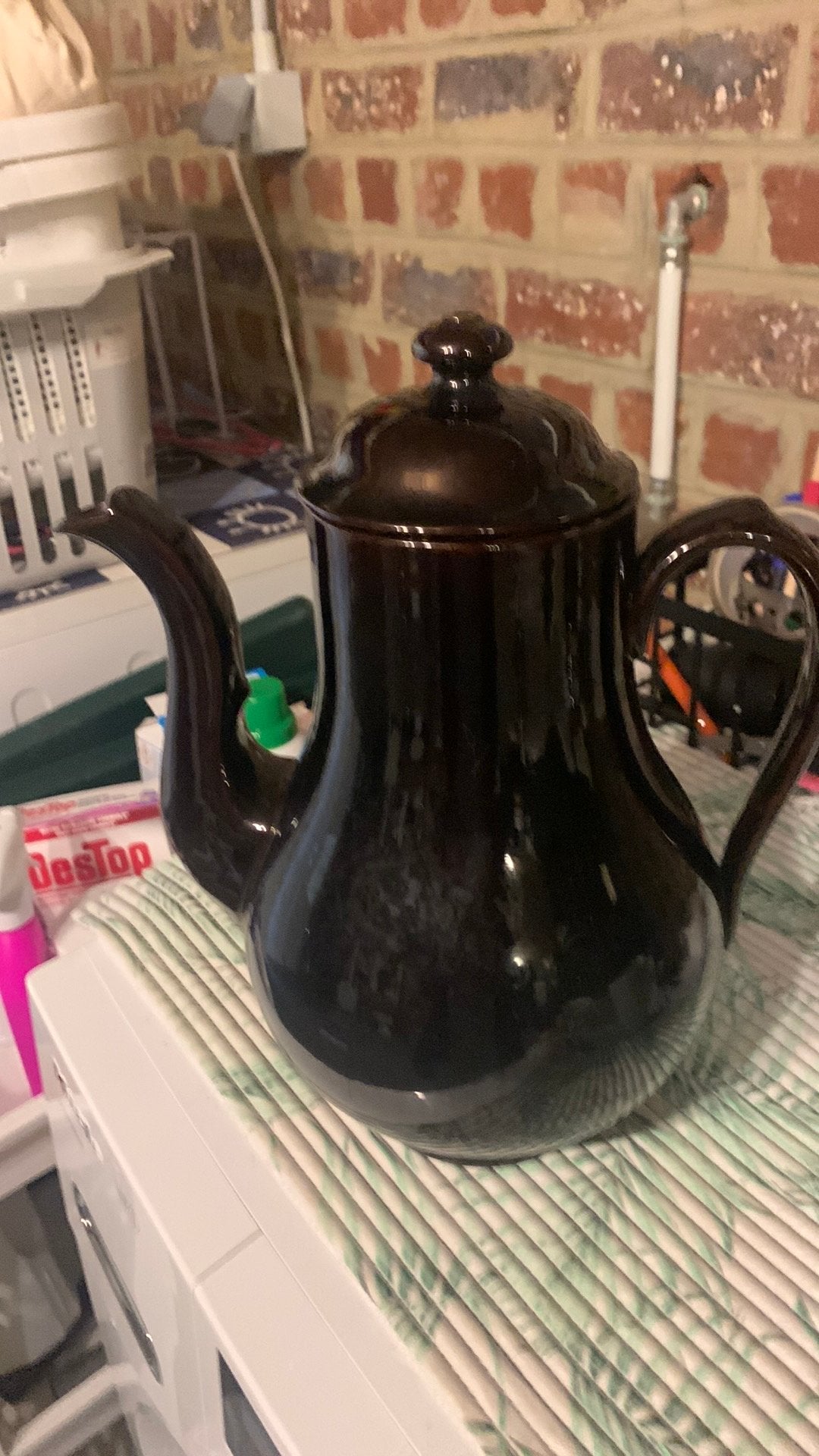 Grande cafetière gratuite, Enlèvement