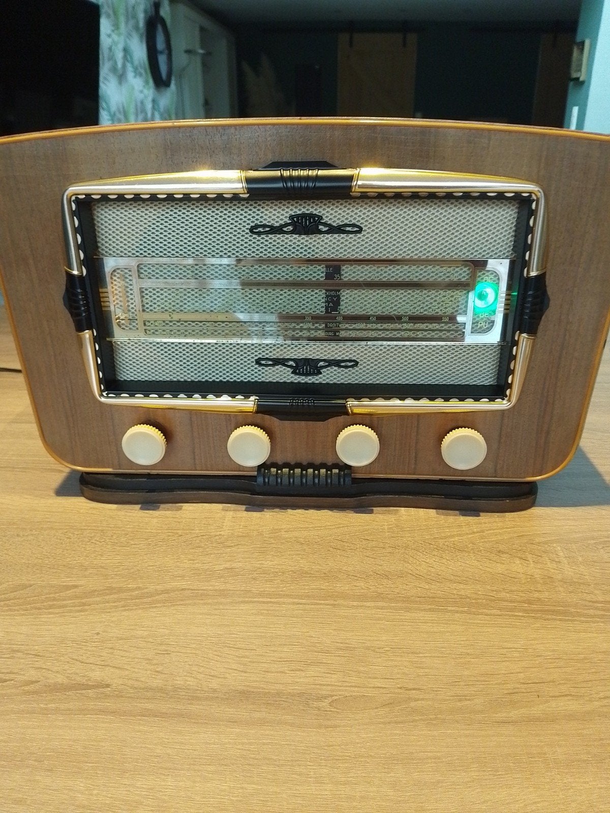 RT, Ophalen, Zo goed als nieuw, Radio