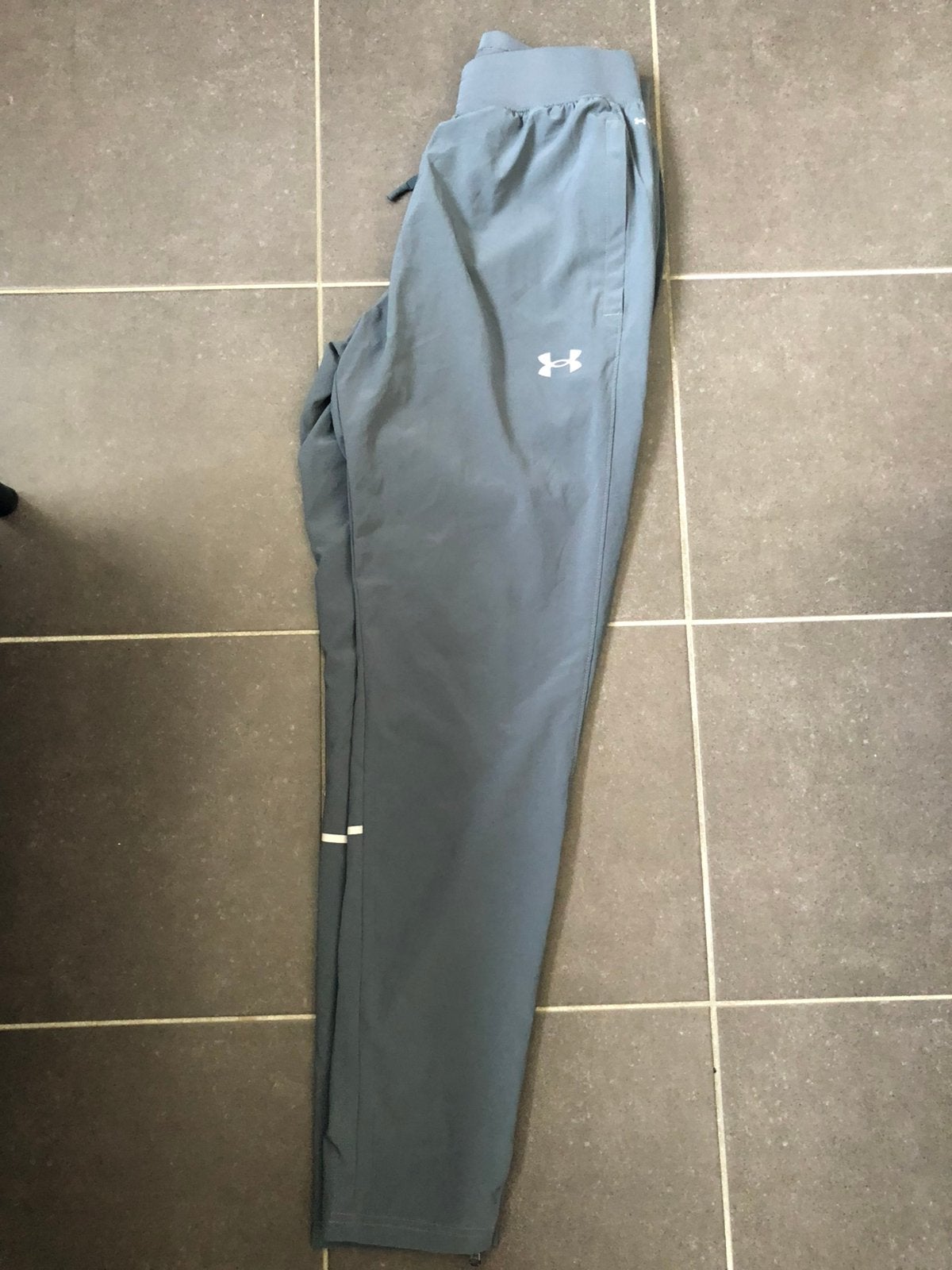 Pantalons de survêtement Under Armour, Enlèvement ou Envoi, Comme neuf, Taille 46 (S) ou plus petite