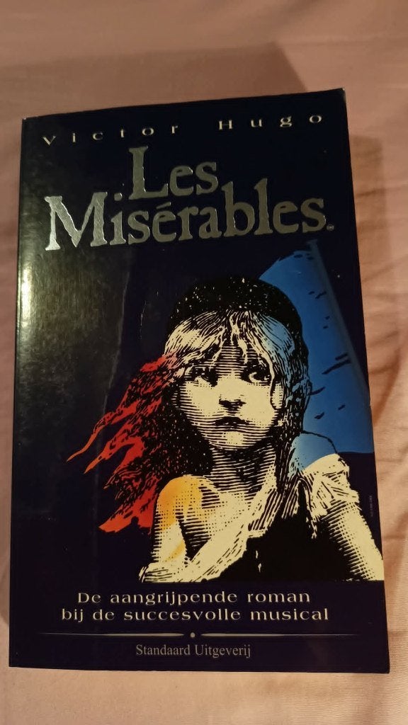 Les misérables  Victor Hugo, Ophalen of Verzenden, Victor Hugo