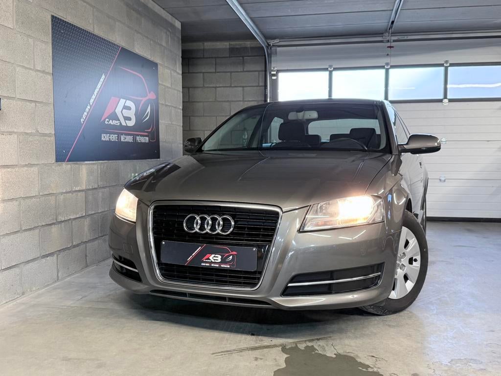 Audi A3 8P • 2011 • 1.6 TDI • 185.000 Kms, Autos, Entreprise, Garantie prolongée, Noir, 4 cylindres