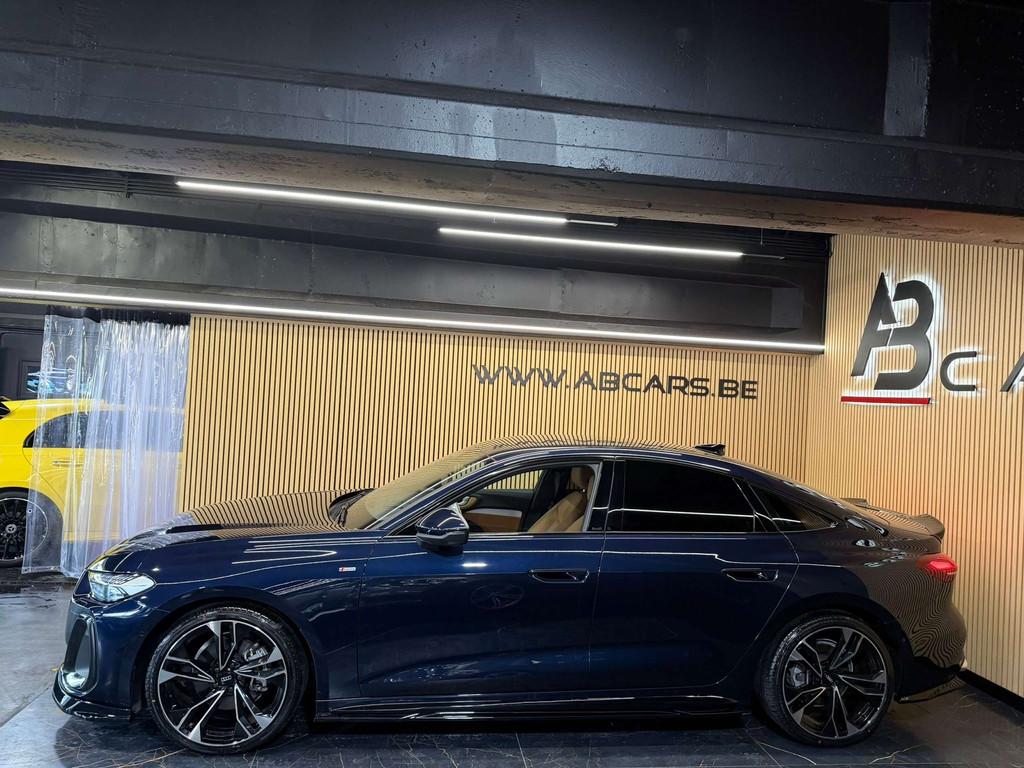 Audi A5 2.0 TFSI S line S tronic * LOOK S5 UNIQUE * 1ER PR, Auto's, Audi, Automaat, Gebruikt, 110 kW, 1984 cc