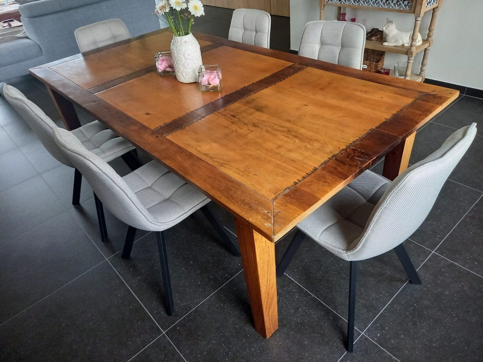 Massieve eettafel, Huis en Inrichting, Ophalen