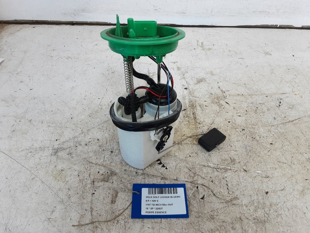 BRANDSTOFPOMP Volkswagen Golf VII (AUA) (5Q0919051AA), Auto-onderdelen, Gebruikt, Volkswagen, Volkswagen AG, Kundenbetreuung@volkswagen.de