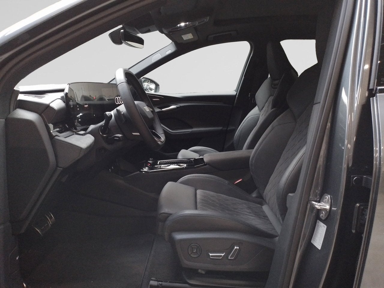 Audi Q6 e-tron S line quattro 285,00 kW, Autos, Argent ou Gris, Achat, https://public.car-pass.be/vhr/3279b309-4852-4424-b087-48f7bae67a60