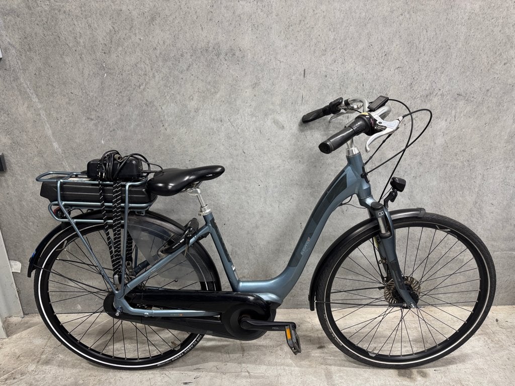 Giant elektrische damesfiets met Yamaha middenmotor, 400Wh, Vélos & Vélomoteurs, Vitesses, Moins de 47 cm, Frein à tambour, Giant