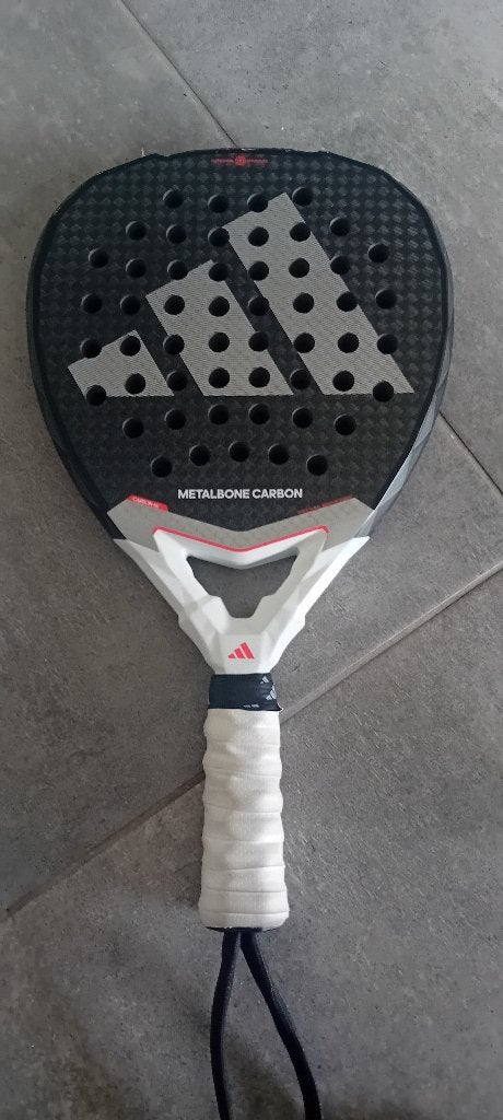 Adidas metalbone carbon 3.4, Ophalen of Verzenden, Zo goed als nieuw, Padelracket