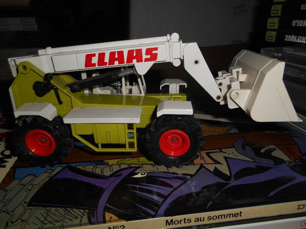 SIKU 1/32 Claas Ranger 911, Hobby en Vrije tijd, Ophalen of Verzenden, SIKU