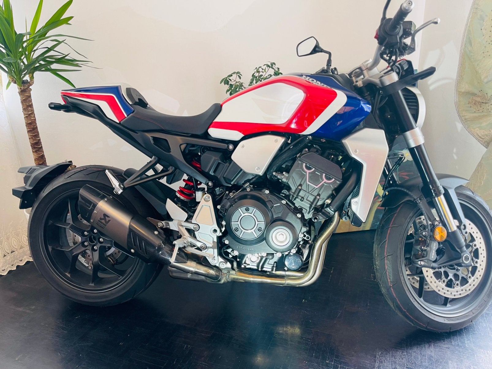 Honda CB1000R Limited Edition - Zeldzaam exemplaar, Motoren, 4 cilinders, Motorrijbewijs A, Gebruikt, Particulier