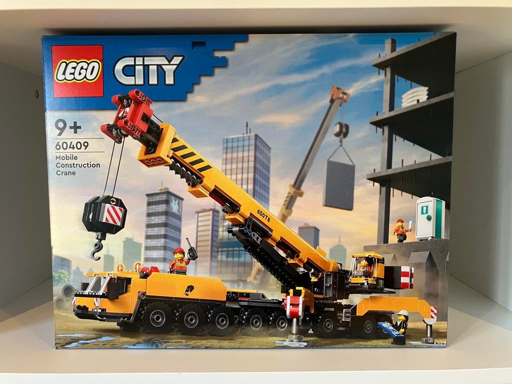 LEGO Yellow Mobile Construction Crane (60409), Enfants & Bébés, Jouets | Duplo & Lego, Neuf, Lego, Ensemble complet, Complet, City