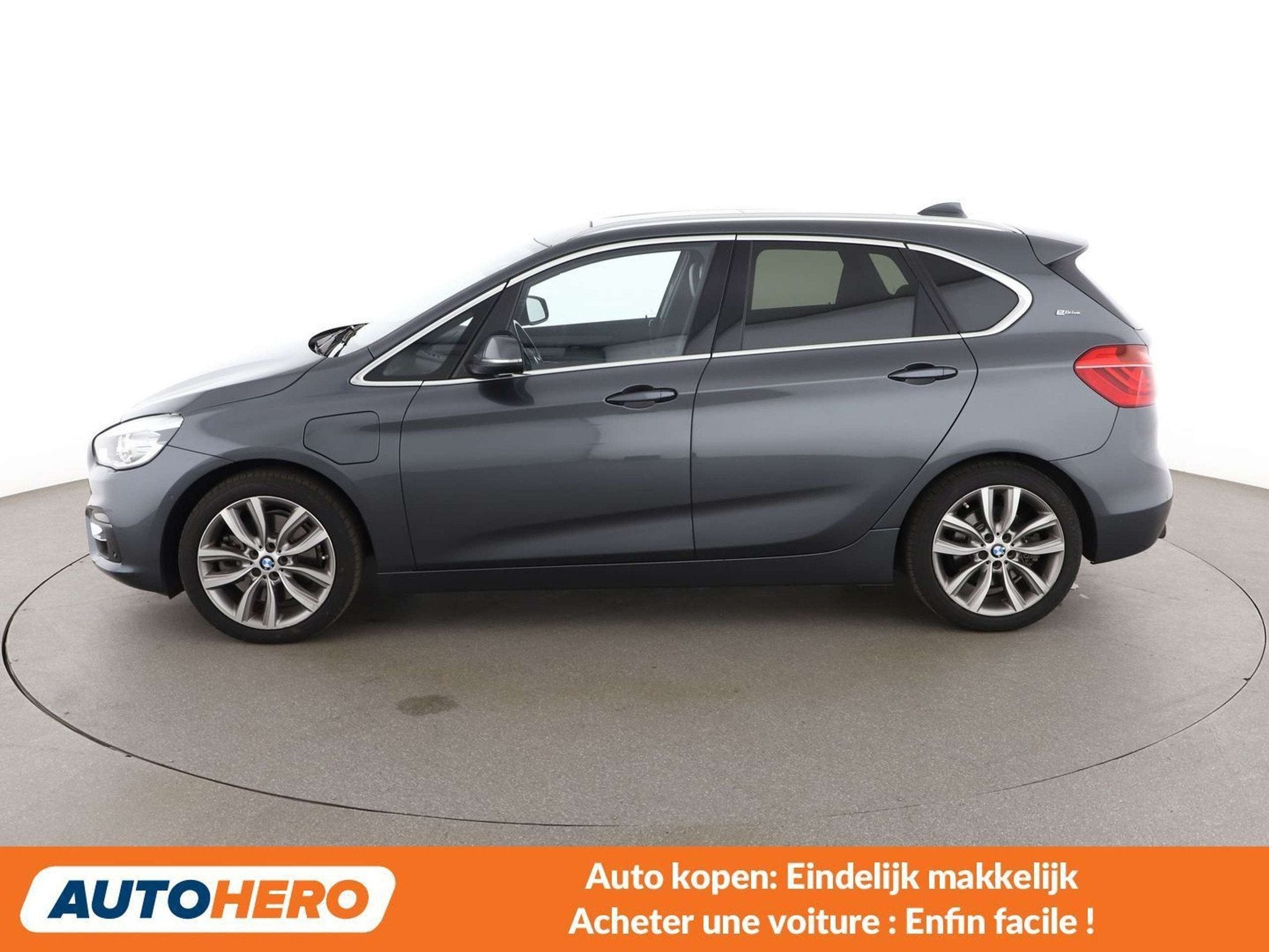 BMW 2 Serie 225 225xe Active Tourer Luxury Line (bj 2016), Auto's, BMW, Automaat, Gebruikt, Zwart, 5 zetels