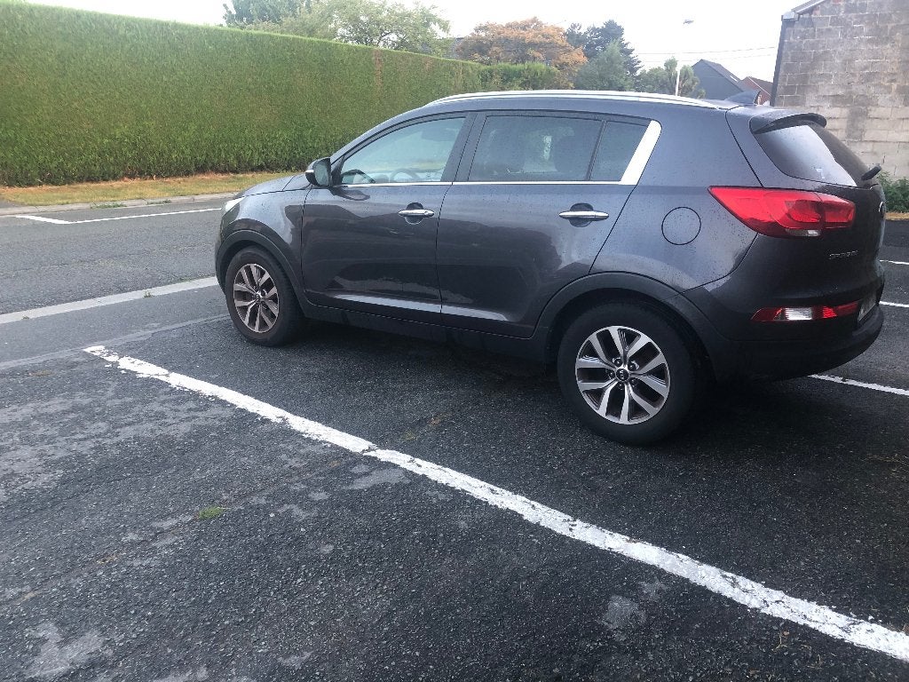 KIA SPORTAGE, Autos, Cuir, Argent ou Gris, Achat, Boîte manuelle