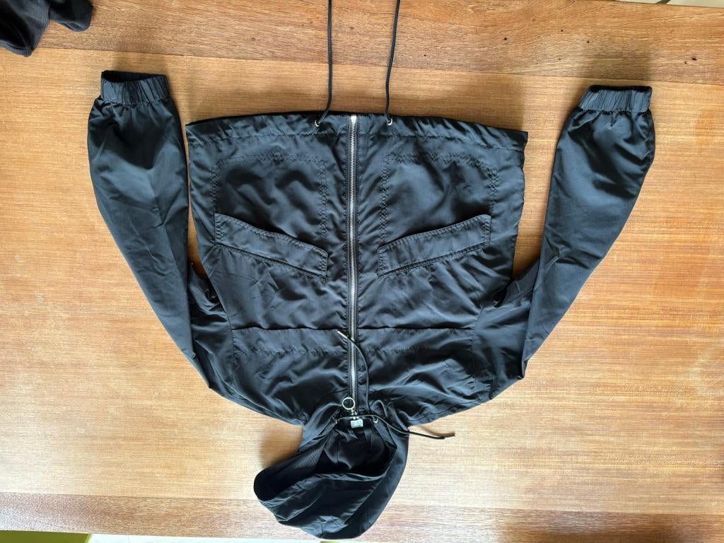 Zwarte lichte windbreaker / regenjas – sportief – topstaat, Enlèvement, Comme neuf, Fille, Manteau