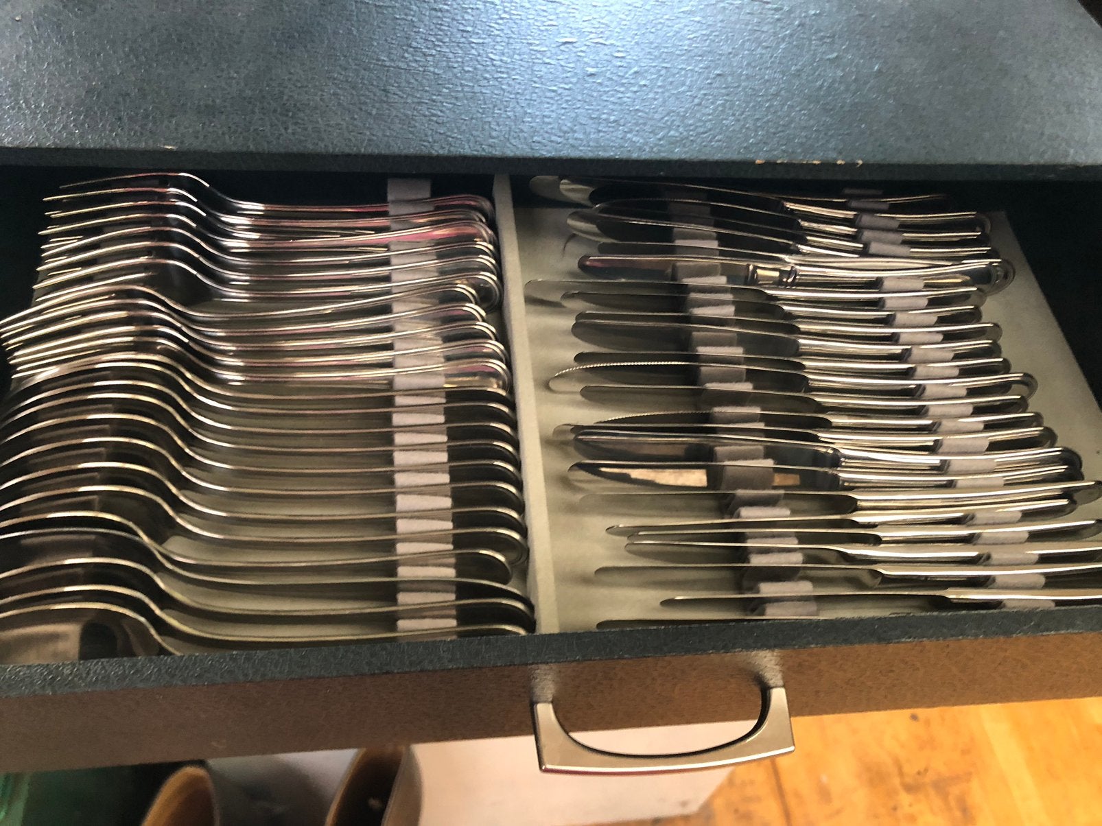 Bestek in koffer, Ophalen, Zo goed als nieuw, Inox of Chroom