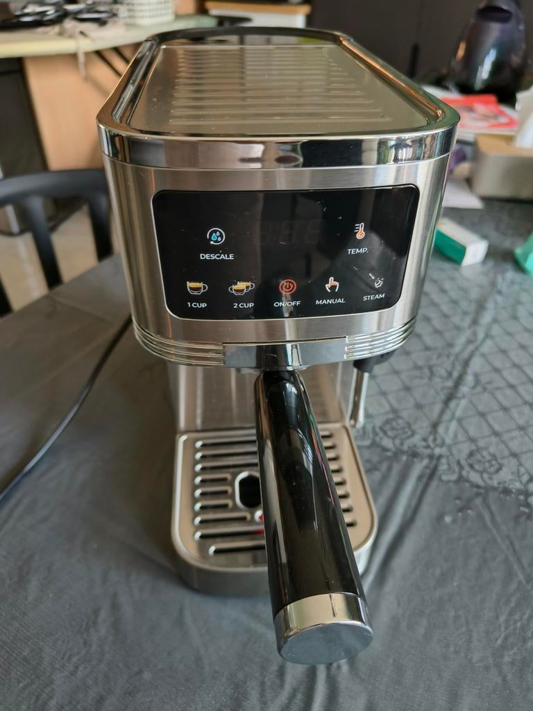 Espresso apparaat met koffiemolen en baristaset, Elektronische apparatuur, Koffiezetapparaten, Ophalen, Espresso apparaat