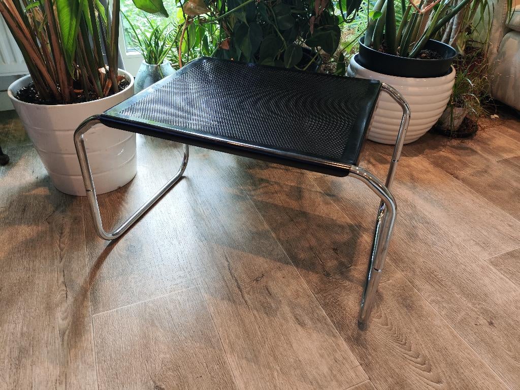 Vintage Bauhaus-Style Bijzettafel – Stoer Industrieel Design, Verzamelen, Retro, Ophalen of Verzenden