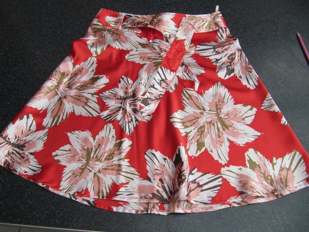 nieuwe rok Pauline B. T2 = medium A- lijn, rood wit bloemen, Kleding | Dames, Maat 38/40 (M), Ophalen of Verzenden, Rood, Pauline B.