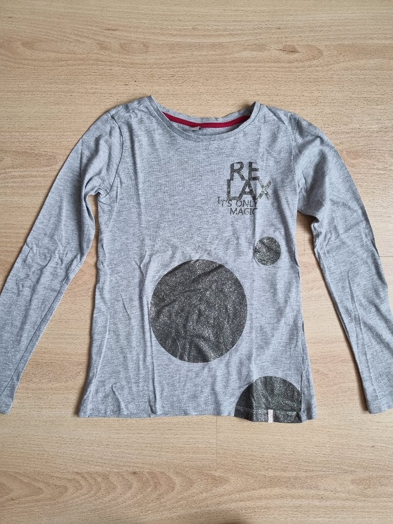 Manches longues grises - tailles 152-158, Enlèvement ou Envoi, Chemise ou À manches longues, Utilisé, Esprit