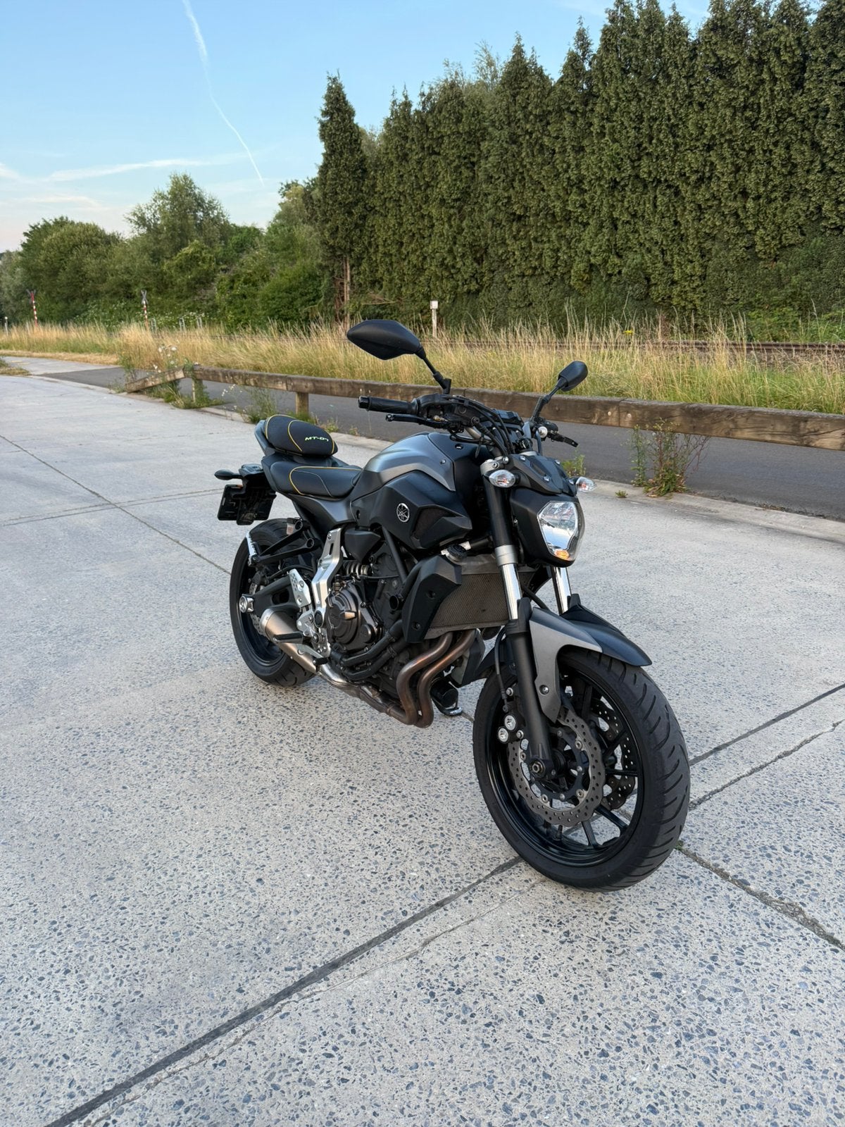 YAMAHA MT-07 2014, Entreprise, Plus de 35 kW, 2 cylindres, Neuf