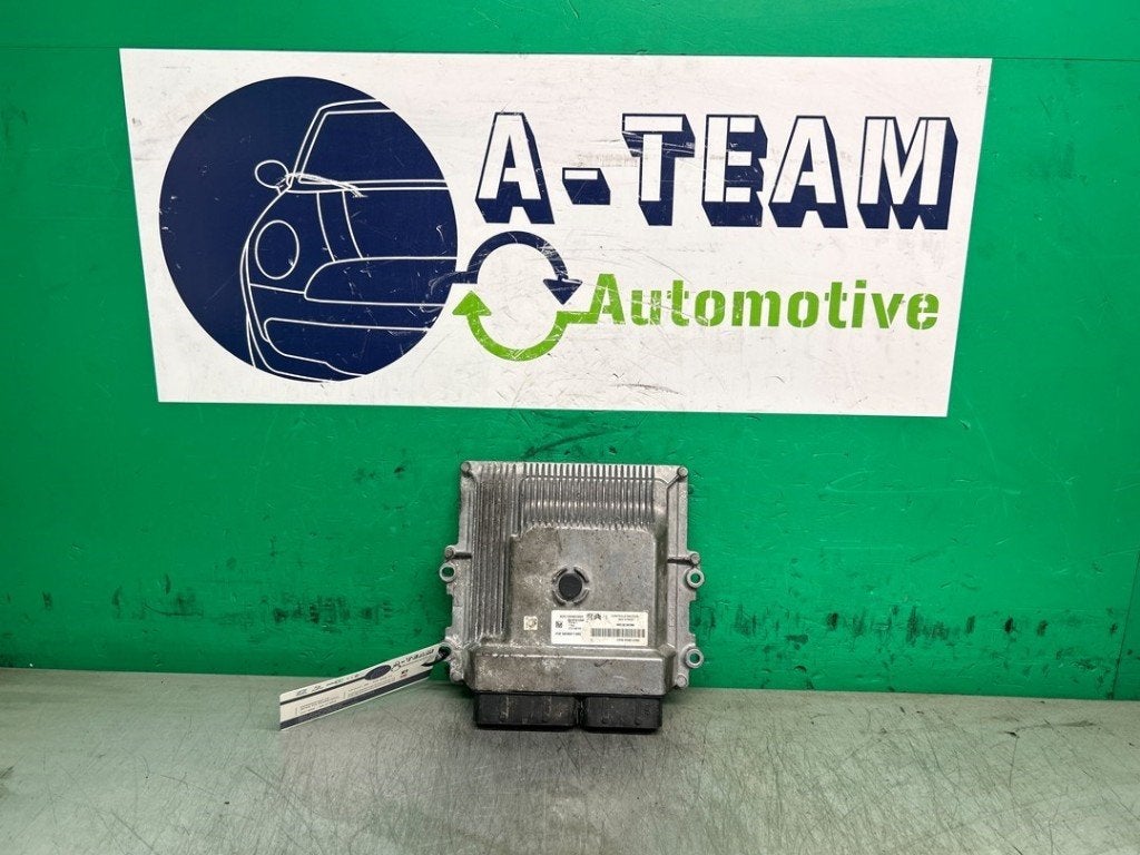 COMPUTER MOTOR Peugeot 308 SW (L4 / L9 / LC / LJ / LR), Gebruikt, Continental AG, Peugeot, Continental-Plaza 1
30175  Hannover, DE