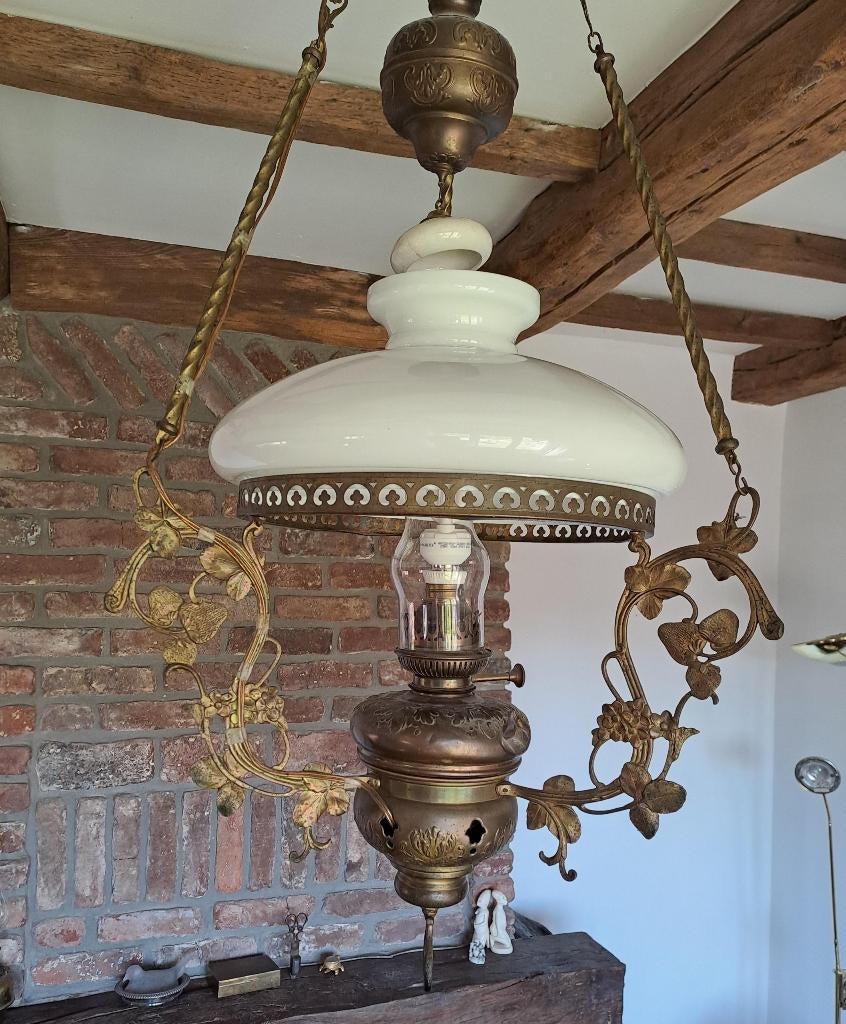 Ancienne suspensions opaline, Maison & Meubles, Canapés | Salons, Cuir, Enlèvement