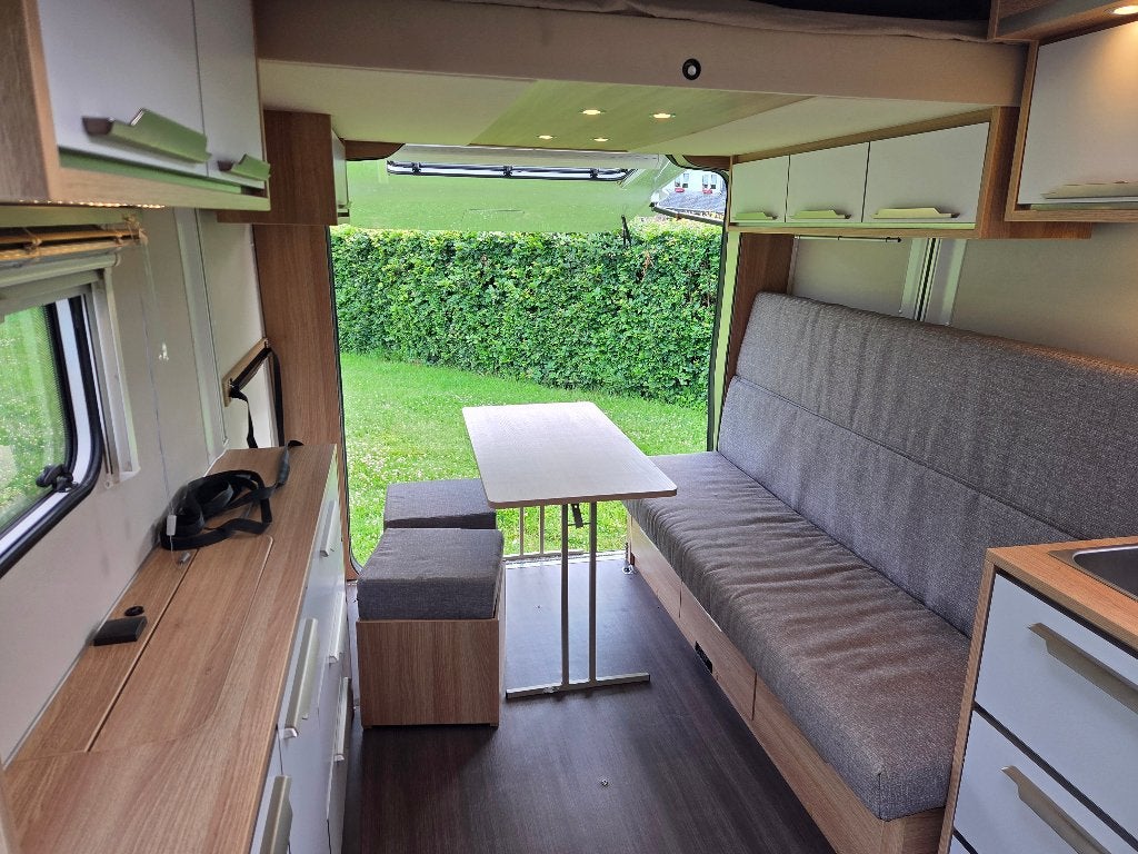 Knaus Deseo - Multifunctionele motoraanhanger- sport caravan, Knaus, 1250 - 1500 kg, Tot en met 4, Frans bed