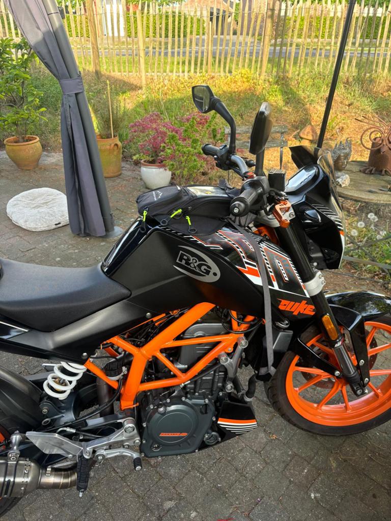 ktm duke 390 top staat, Motoren, Motoren | KTM, 390 cc, Gebruikt, Particulier, Minimaal motorrijbewijs A2