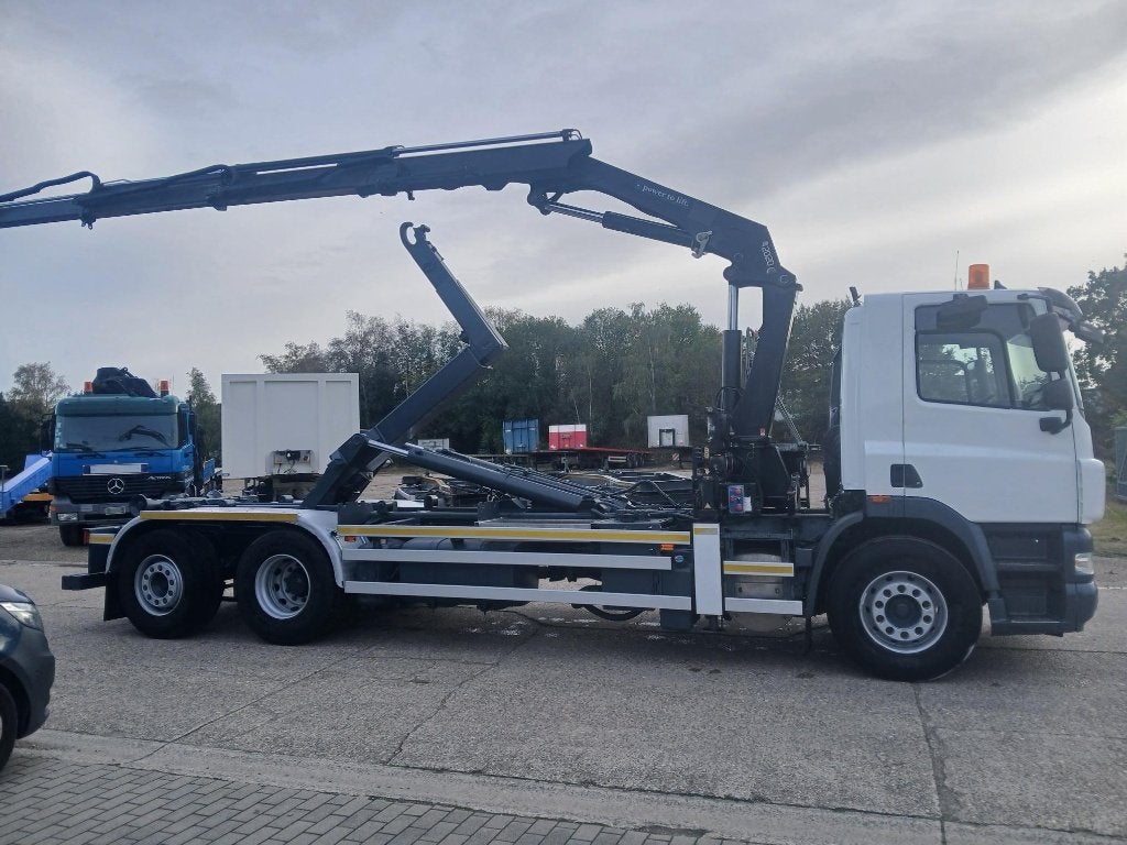 DAF CF 85 410 containersysteem kraan met 323000km, Autos, Euro 5, Achat, Entreprise, 2 places