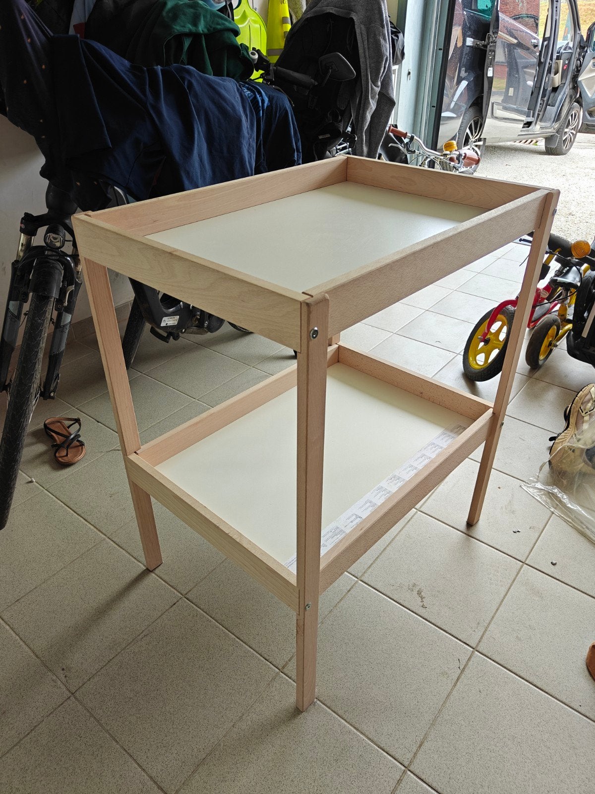 Table d'entretien Ikea Singular, Enlèvement, Comme neuf