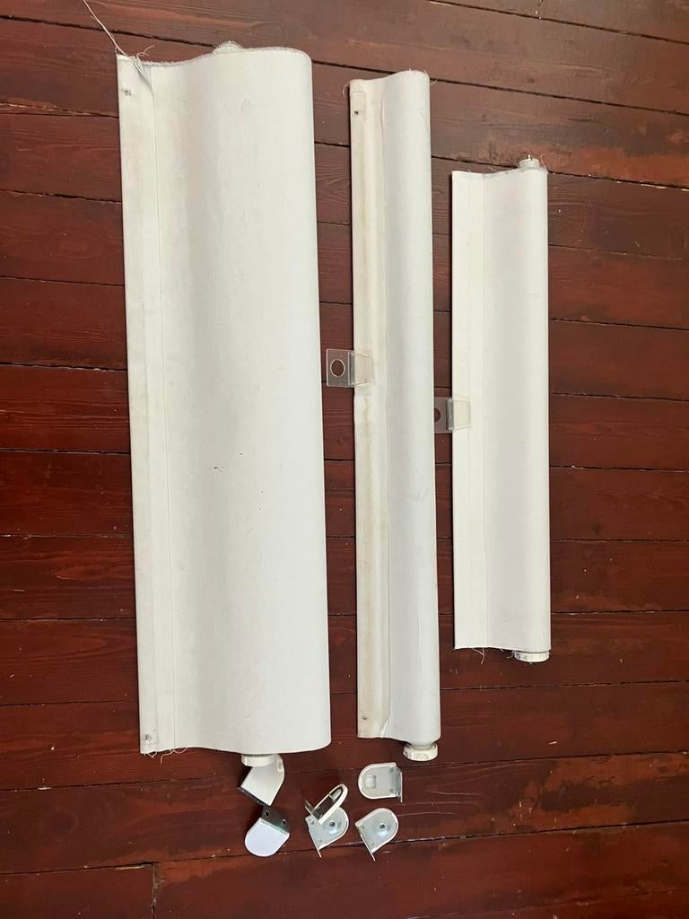 3 rolgordijnen ikea, Ophalen, Gebruikt
