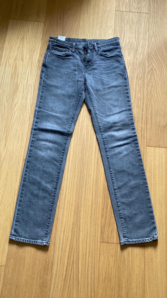 Levis, Kleding | Dames, Spijkerbroeken en Jeans, Ophalen, Zo goed als nieuw, Grijs