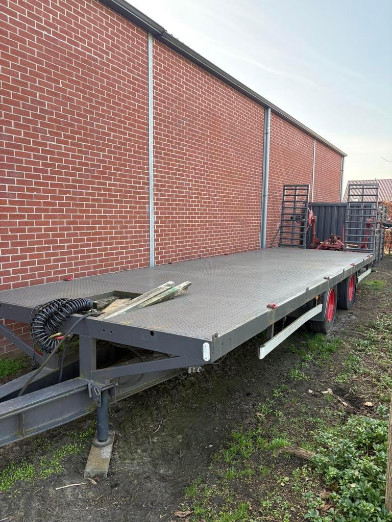Oprijwagen / dieplader / wipkar, Ophalen
