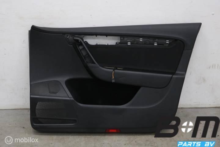 Portierbekleding rechtsvoor VW Passat B7, Auto-onderdelen, Interieur en Bekleding, Gebruikt