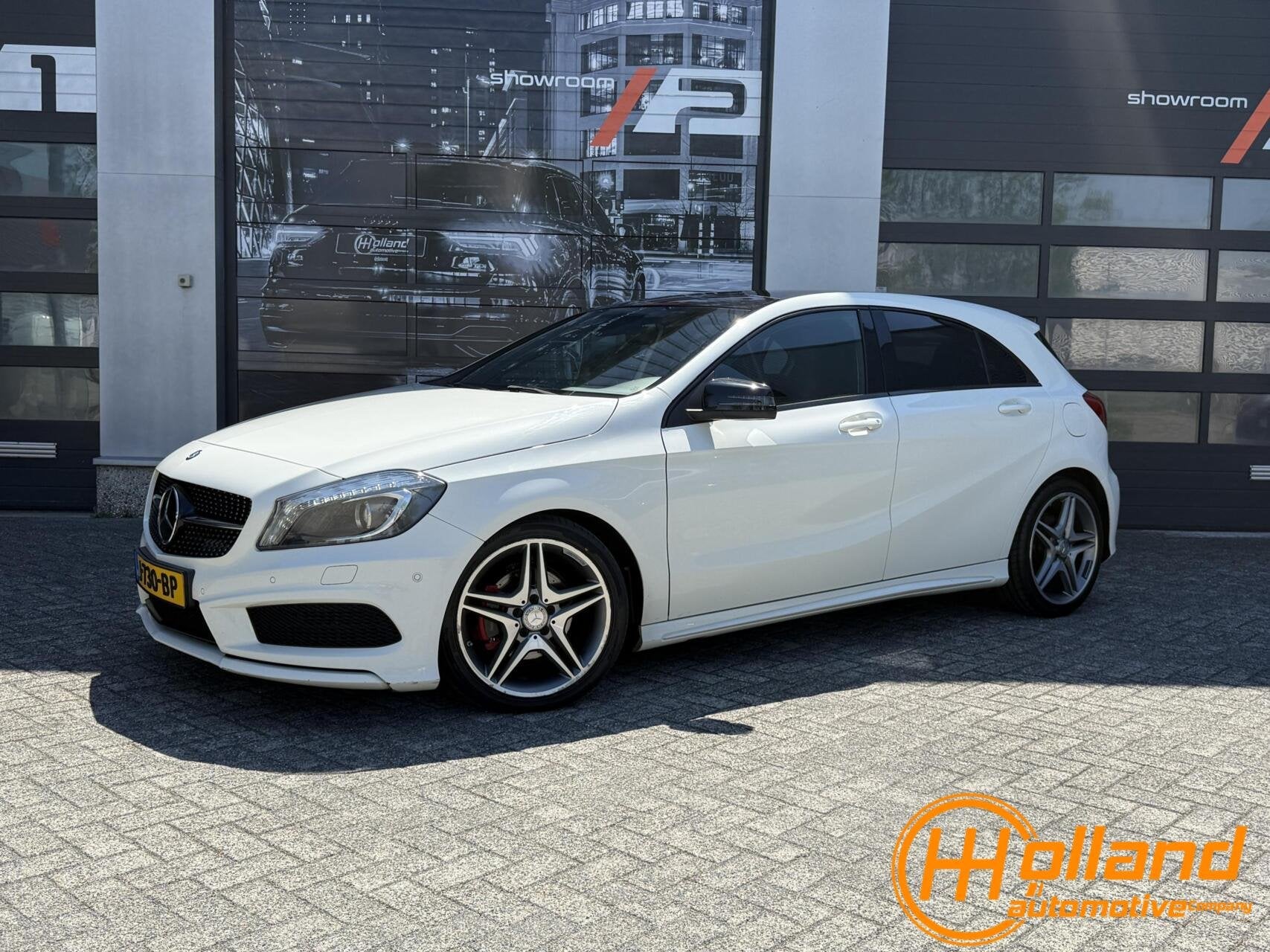Mercedes A-klasse A200 AMG|Pano|Navi|Distronic|LED, Autos, Cuir, Classe A, Achat, 124 g/km