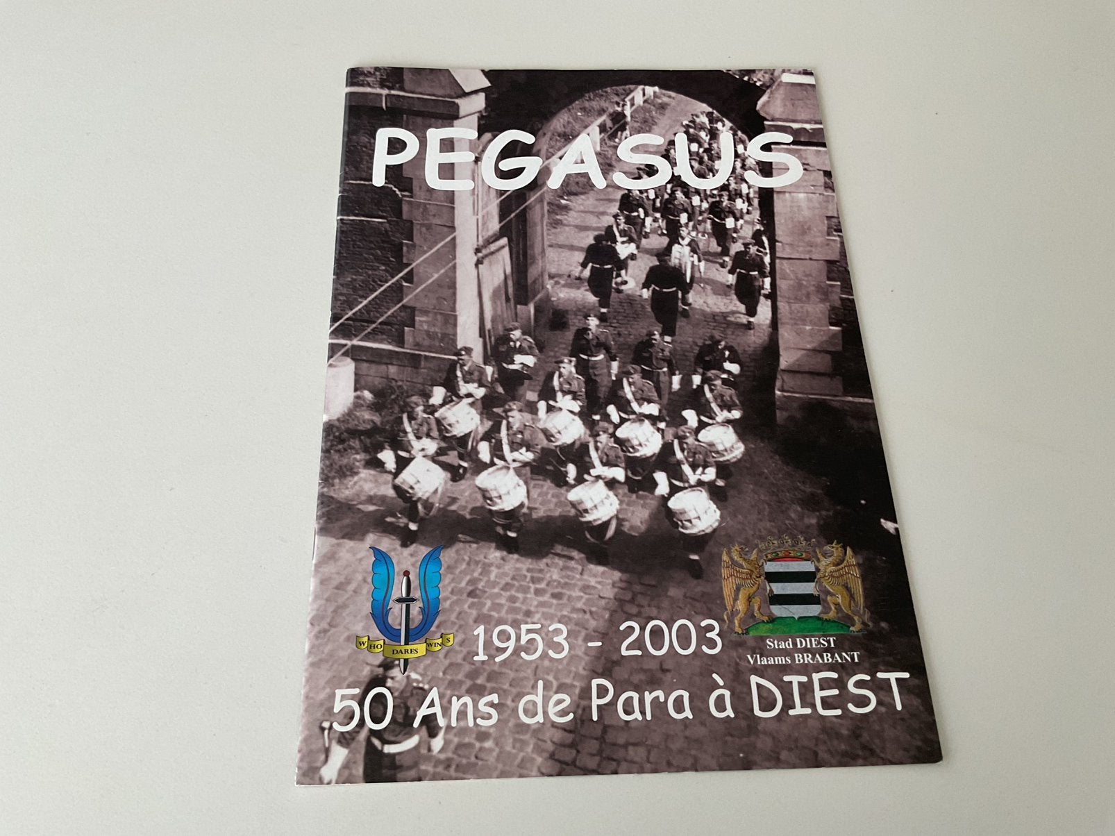 Anniversaire « 50 ans du 1er bataillon de parachutistes »., Enlèvement ou Envoi, Comme neuf