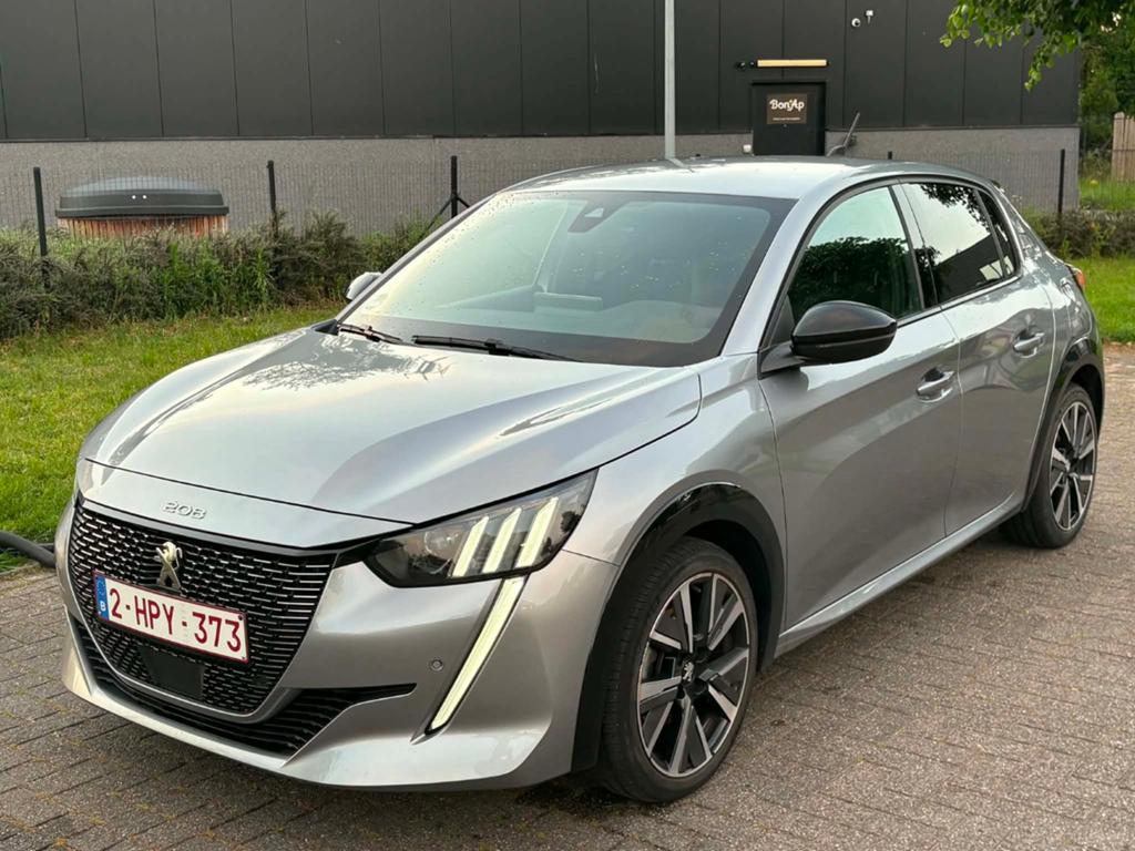 Peugeot 208 gt line te koop.Distributieriem reeds vervangen, Auto's, Te koop, Achteruitrijcamera