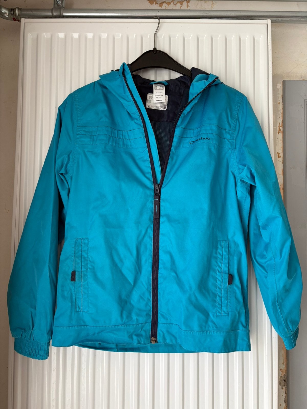 Veste quechua bleu clair, Enlèvement ou Envoi, Comme neuf, Garçon ou Fille, Manteau