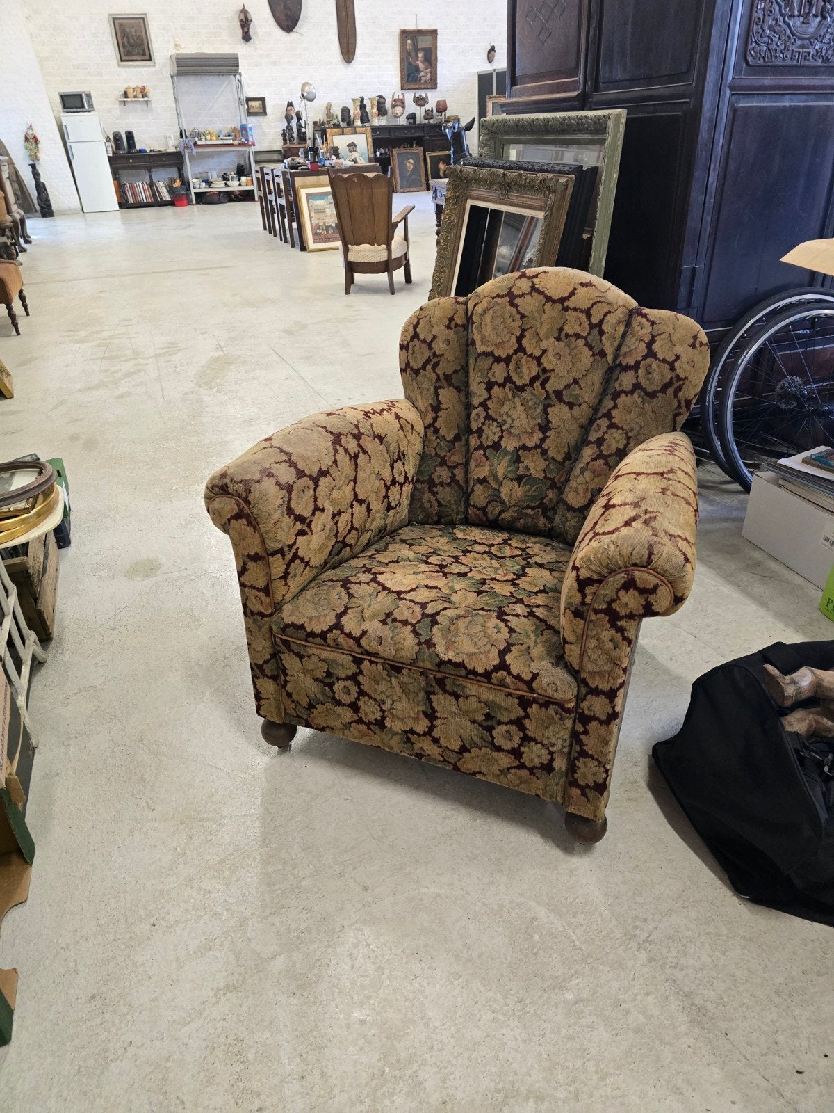 fauteuil club art déco (tissu d'origine), Enlèvement