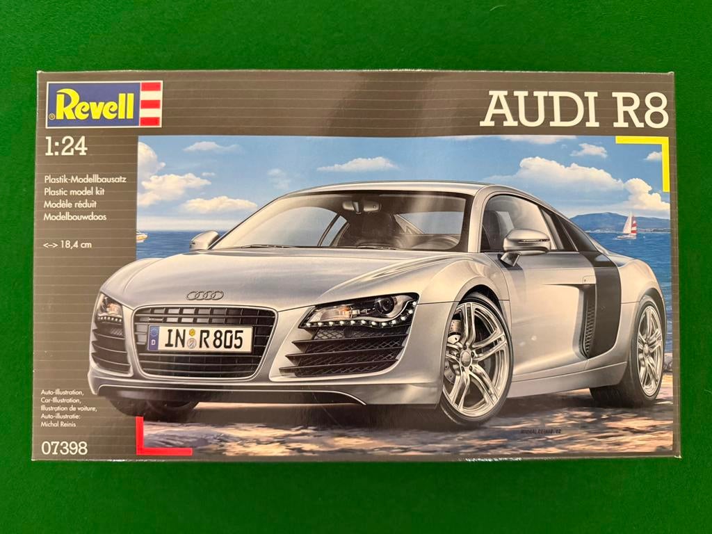 Audi R8 Revell 1/24, Hobby & Loisirs créatifs, Enlèvement, Comme neuf, Revell