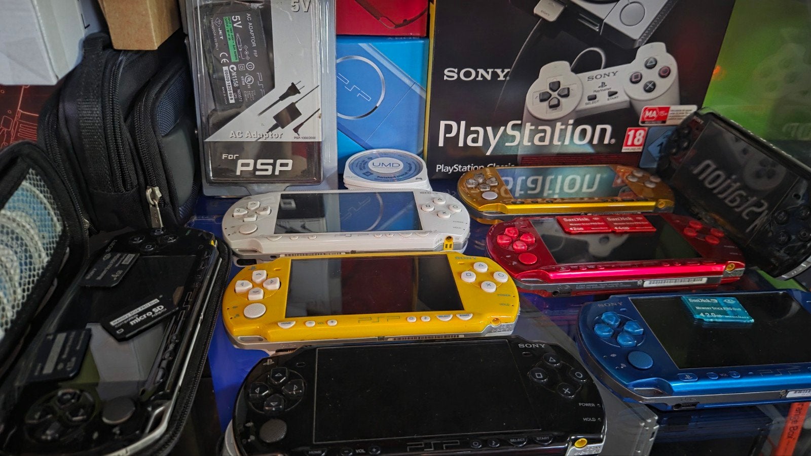 Vente/réparation/custom PSP Séries 1000/2000/3000, Games en Spelcomputers, Spelcomputers | Sony PSP, PSP, Ophalen of Verzenden
