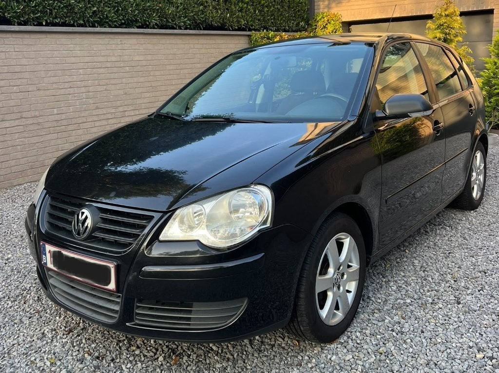 vw polo 1.2i 130000KM AIRCO KLAAR VOOR REGISTRATIE CTok2jaar, Auto's, Voorwielaandrijving, Dealer onderhouden, Stof, Zwart