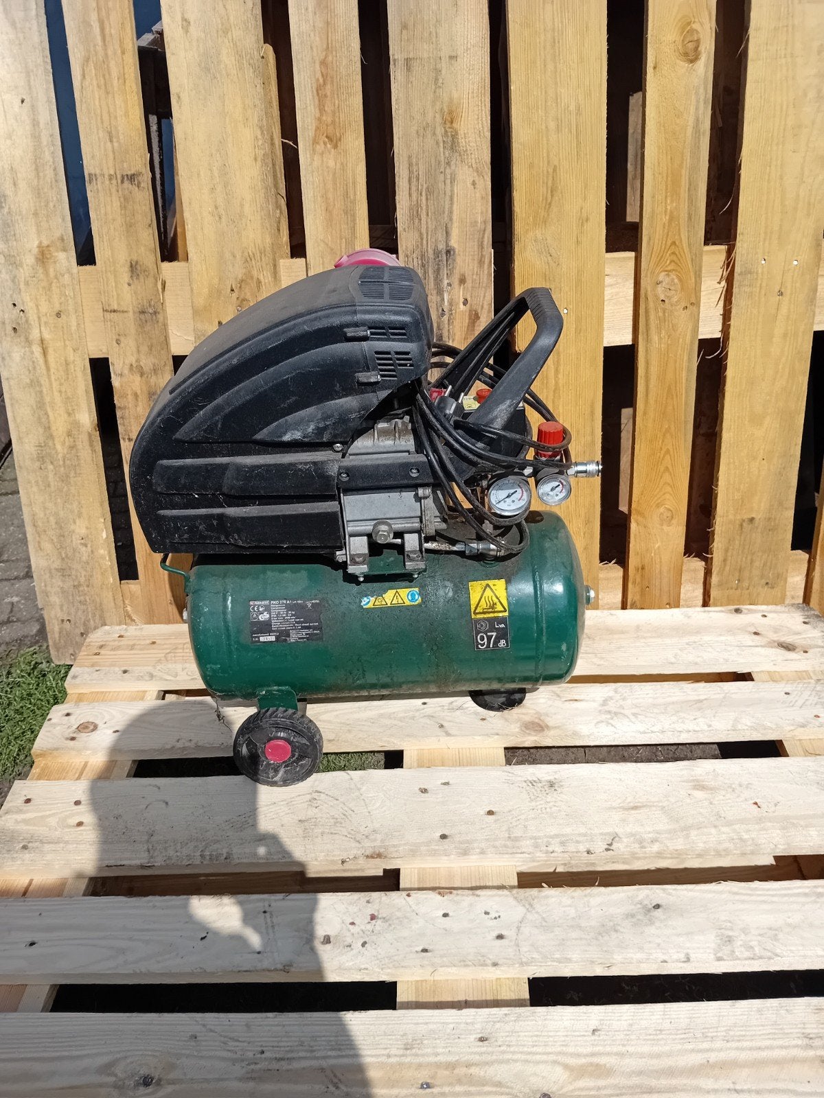 lot kleine compressors opknappers, Ophalen