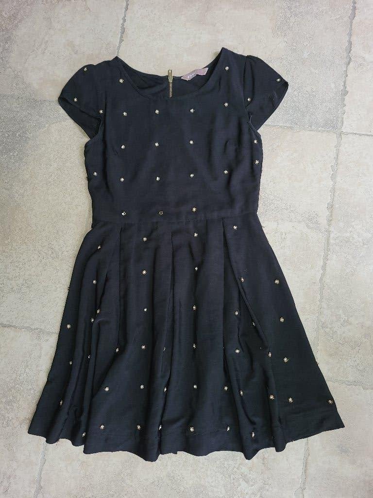 Mooie zwarte jurk mt 164, Enfants & Bébés, Robe ou Jupe, Enlèvement ou Envoi, JBC, Utilisé