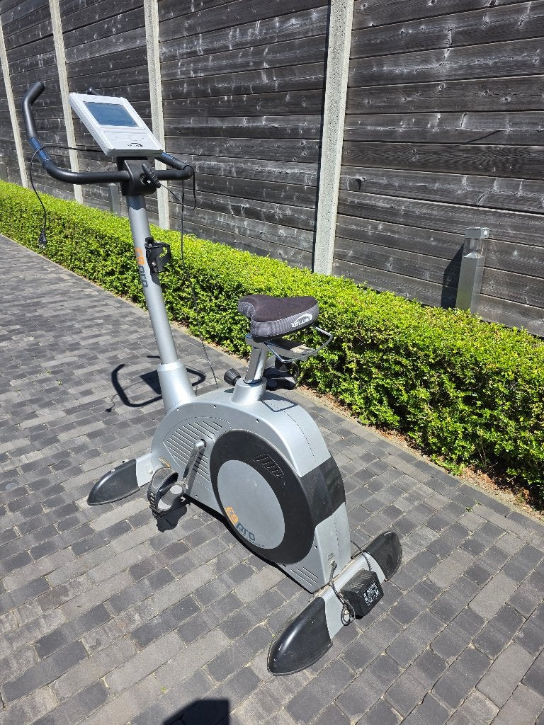 Hometrainer Xelus E9 pro, Ophalen, Aluminium, Zo goed als nieuw, Benen