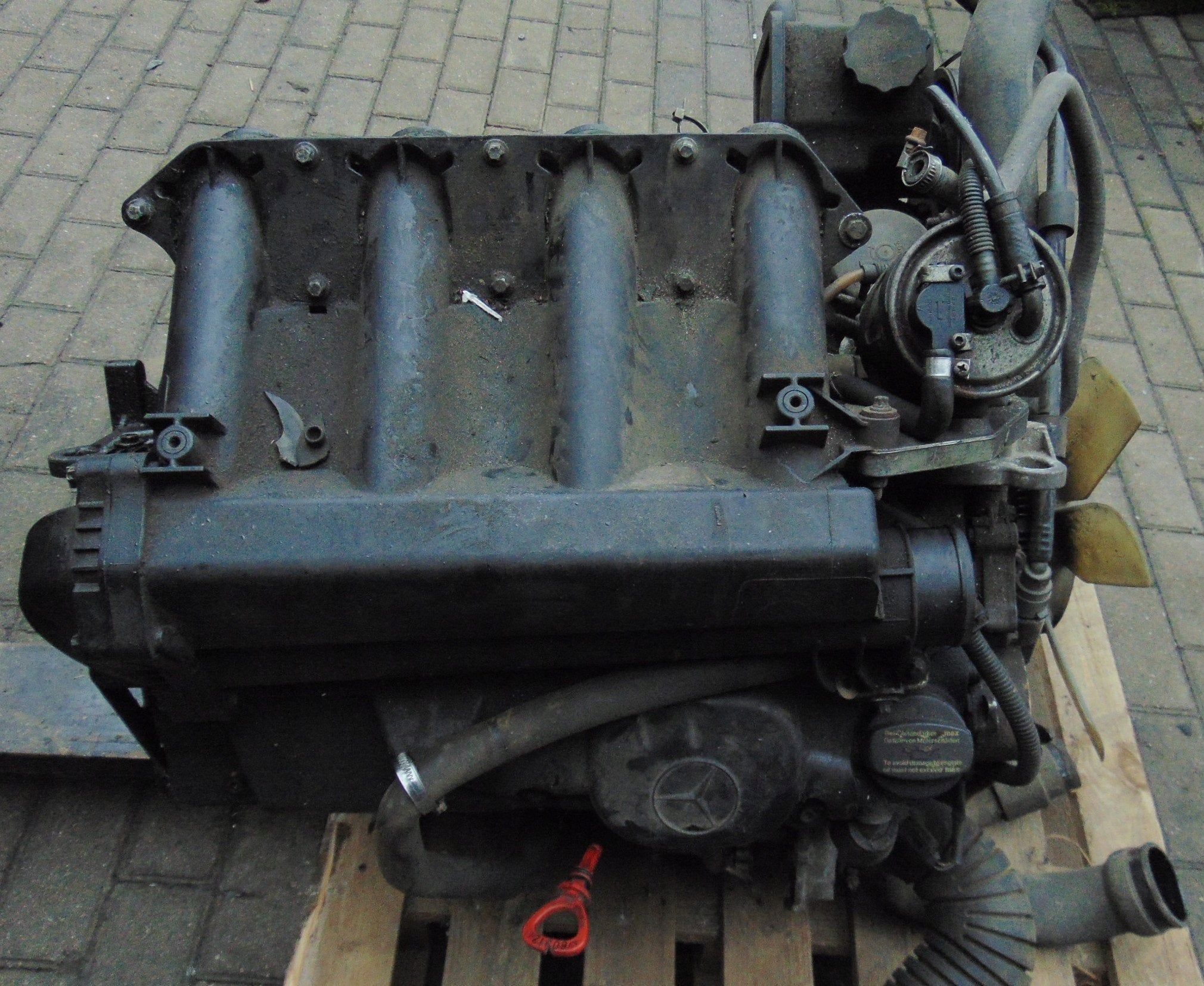 Moteur M111979 Complet SPRINTER MERCEDES-BENZ, Envoi, Utilisé, Skoda