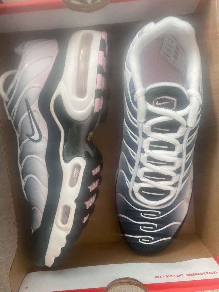 Nike Air Max Plus BG – Neuves jamais portées – Pointure 37,5, Enlèvement, Neuf, Chaussures