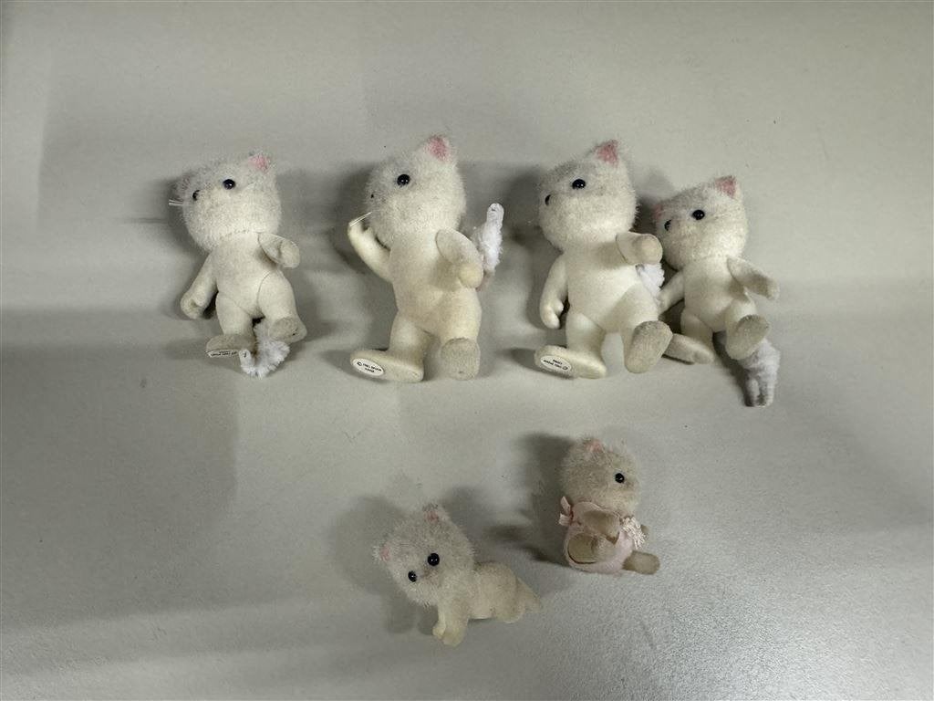 katten figuurtjes - Sylvanian Families Persian Cat Family, Enlèvement ou Envoi, Comme neuf