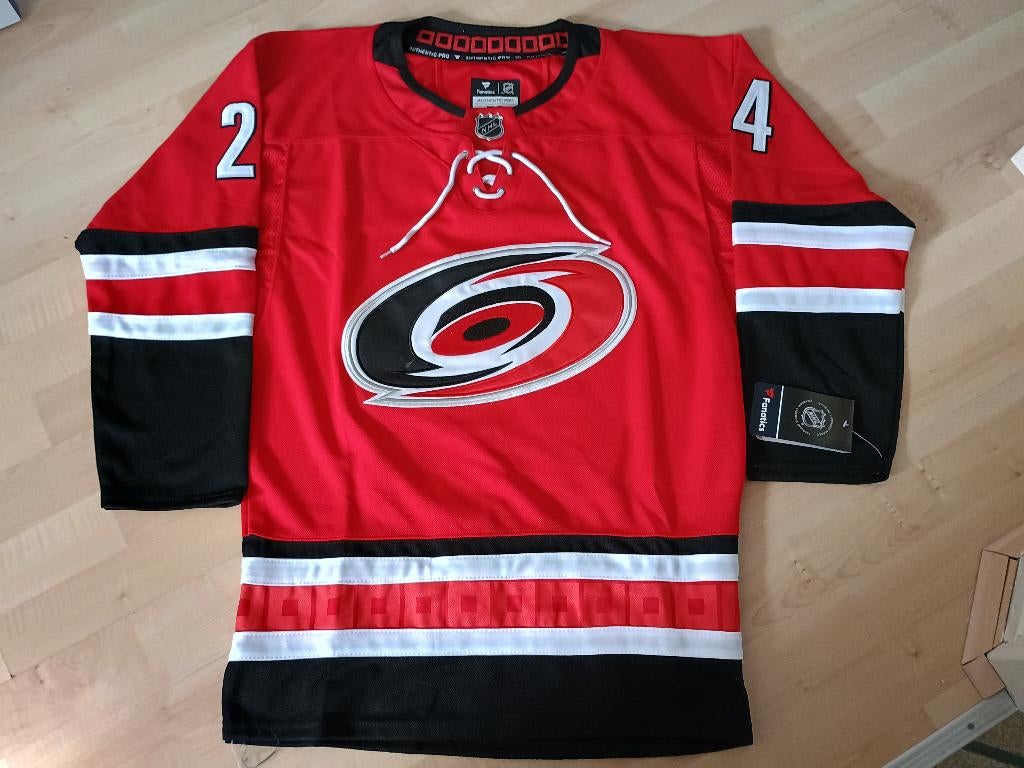Carolina Hurricanes Jersey Jarvis maat: XL, Sport en Fitness, IJshockey, Ophalen of Verzenden, Nieuw, Kleding